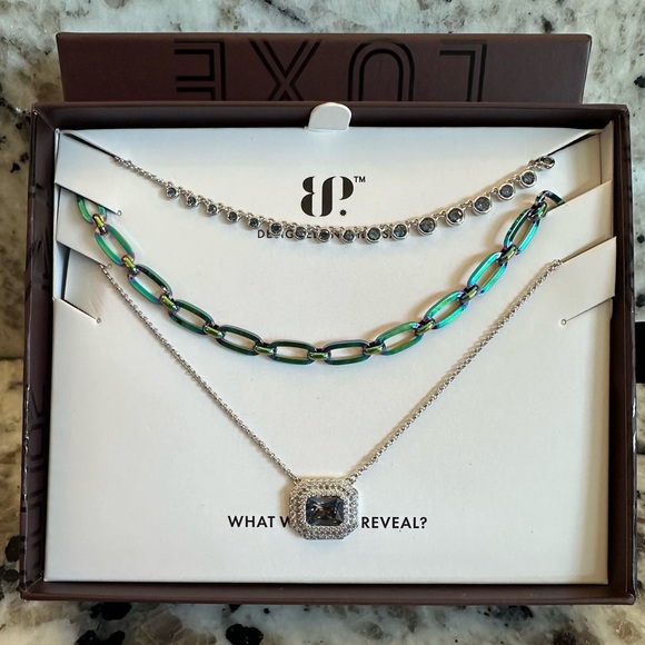 Bomb Party Luxe Layers - Picture 3 of 3